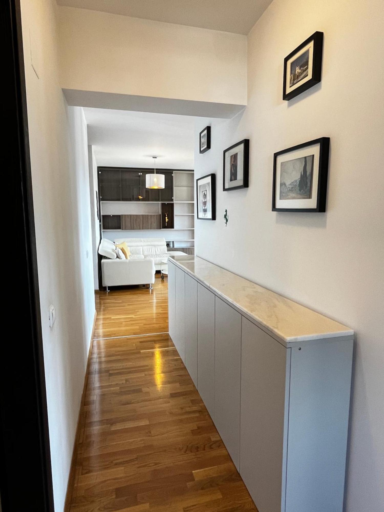 Apartment Mirandis Privilegio - Stylish With Balcony & Free Parking