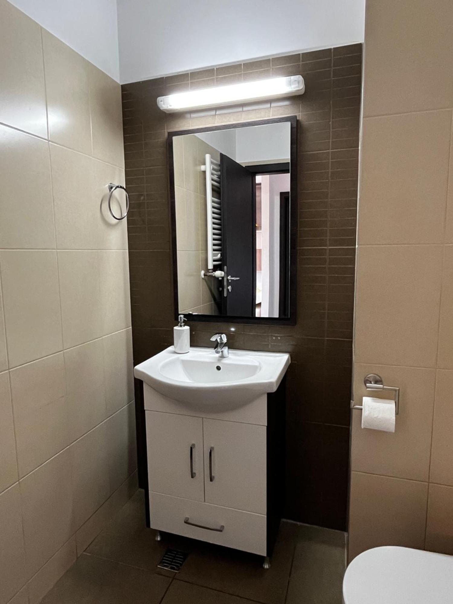 Mirandis Privilegio - Stylish With Balcony & Free Parking Apartment Brașov
